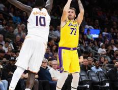 九游体育-东契奇在西班牙队比赛中战术调整，比分优势明显引发热议！的简单介绍