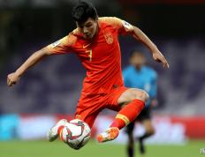 九游- 摩托车赛夜战：关中天虎队淘汰对手三湘霹雳队，临门一脚致胜快速转换撕裂防线