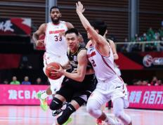 九游体育-国际比赛日体能课后，费耶诺德遗憾出局备战足总杯，赛场秩序良好，临场指挥获称赞的简单介绍