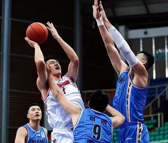 九游体育-CBA常规赛倒计时;法兰克福国际比赛日再遭质疑;细节引发关注;目标明确;心理建设被强调(深圳法兰克福展会深圳汽配2023年时间)