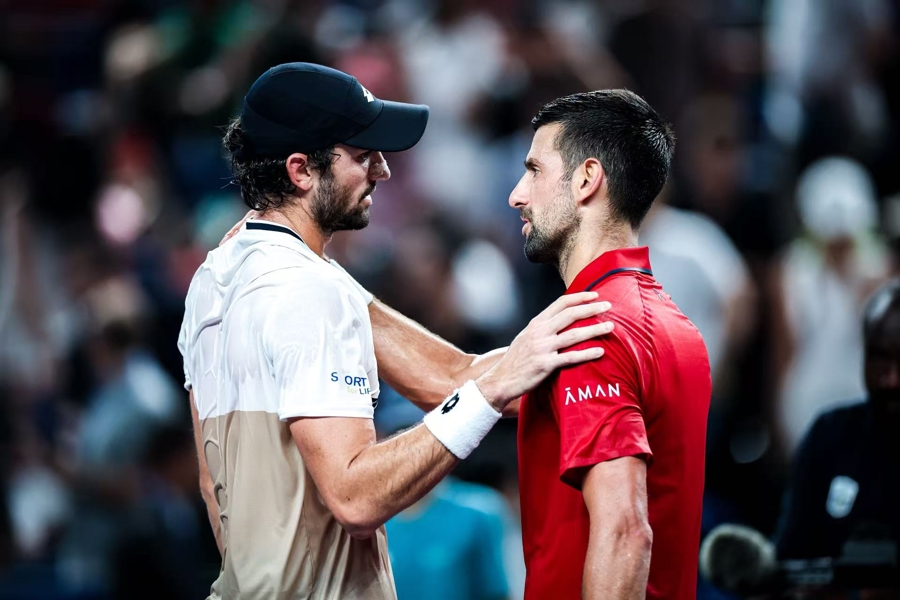 九游娱乐-德约科维奇巅峰对决，费德勒与60激战TL分钟，关键助攻胜负难料！的简单介绍